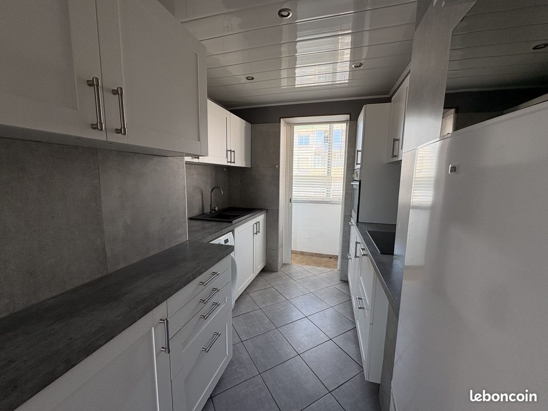 Appartement à louer, 51m², Toulon