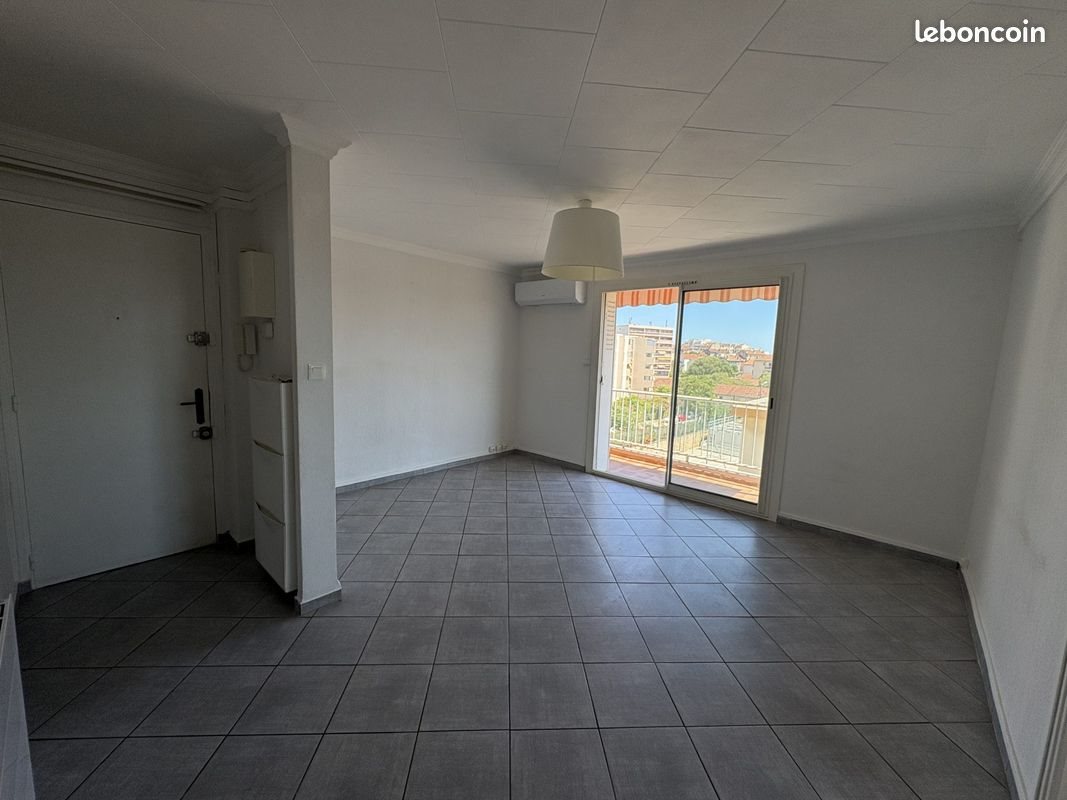 Appartement à louer, 51m², Toulon