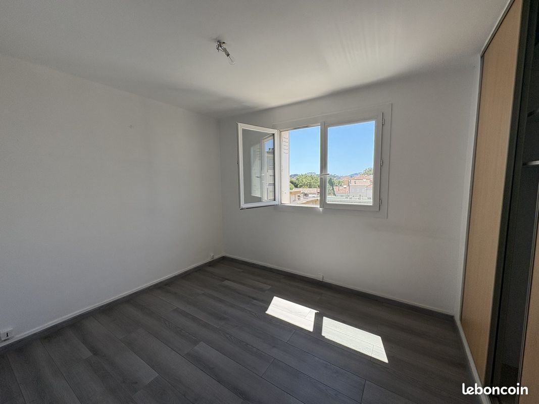 Appartement à louer, 51m², Toulon
