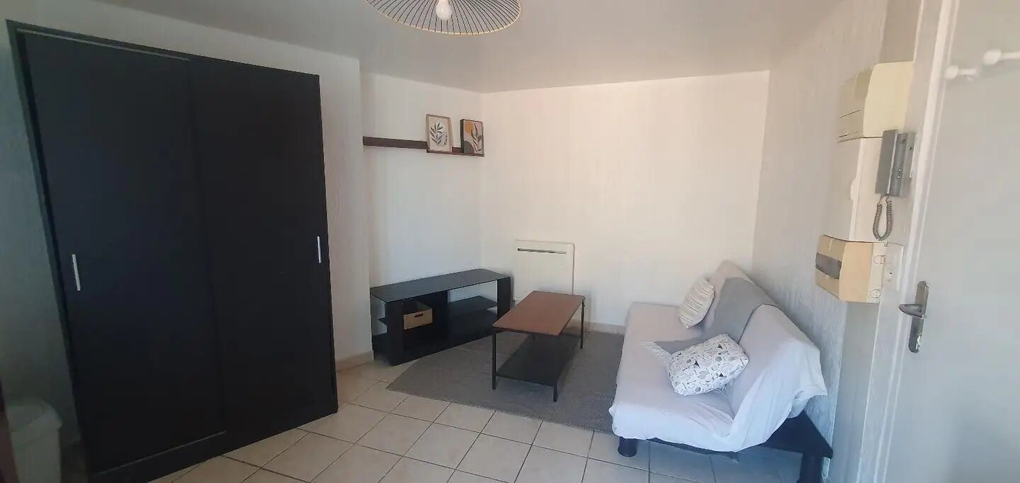 Appartement à louer, 16m², Béziers