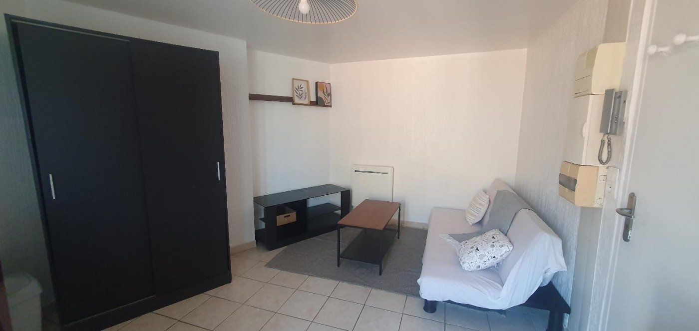 Appartement à louer, 16m², Béziers