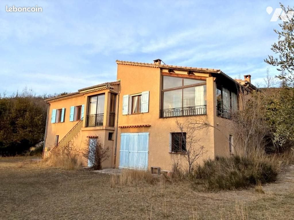 Maison à vendre, 118m², Moustiers-Sainte-Marie