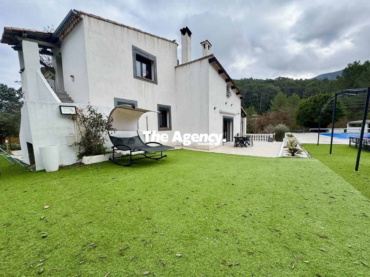 Maison à vendre, 202m², Saint-Zacharie