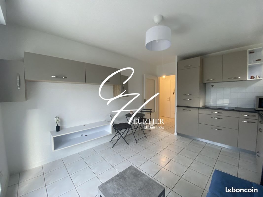 Appartement à louer, 24m², Sassenage