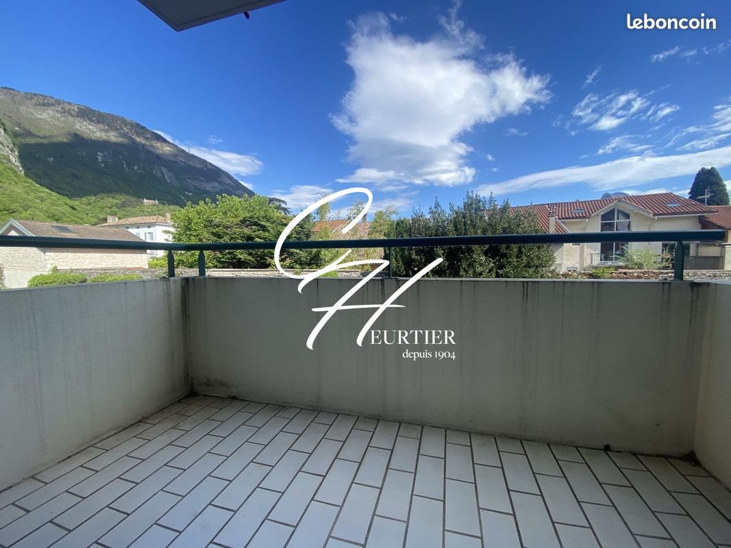 Appartement à louer, 24m², Sassenage
