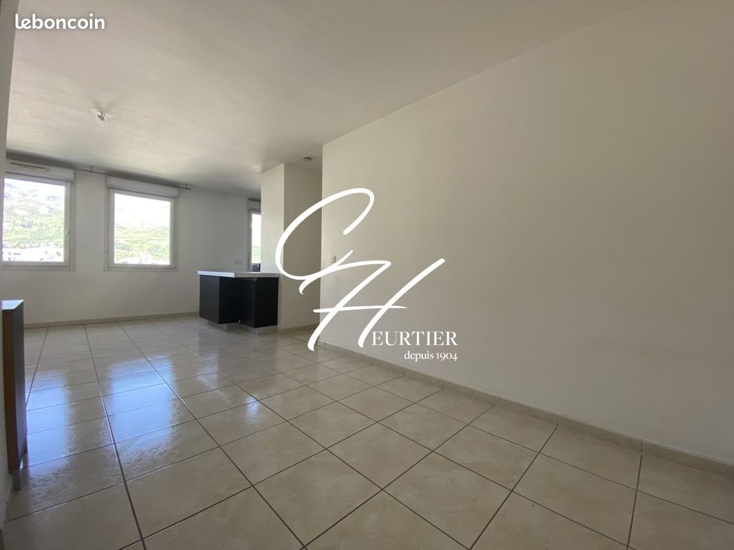 Appartement à louer, 67m², Grenoble