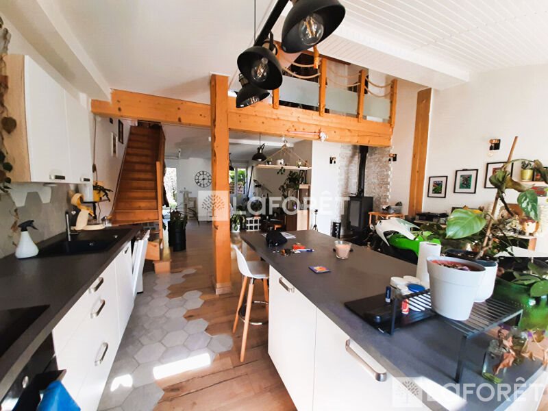 Appartement à louer, 109m², Glay