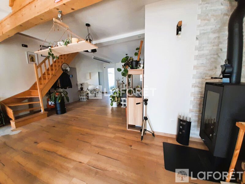 Appartement à louer, 109m², Glay
