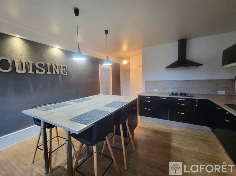 Appartement à louer, 136m², Héricourt