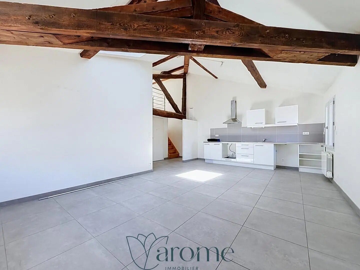 Appartement à louer, 70m², Communay