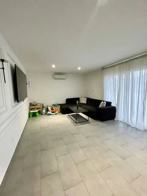 Maison à vendre, 61m², Eyguières