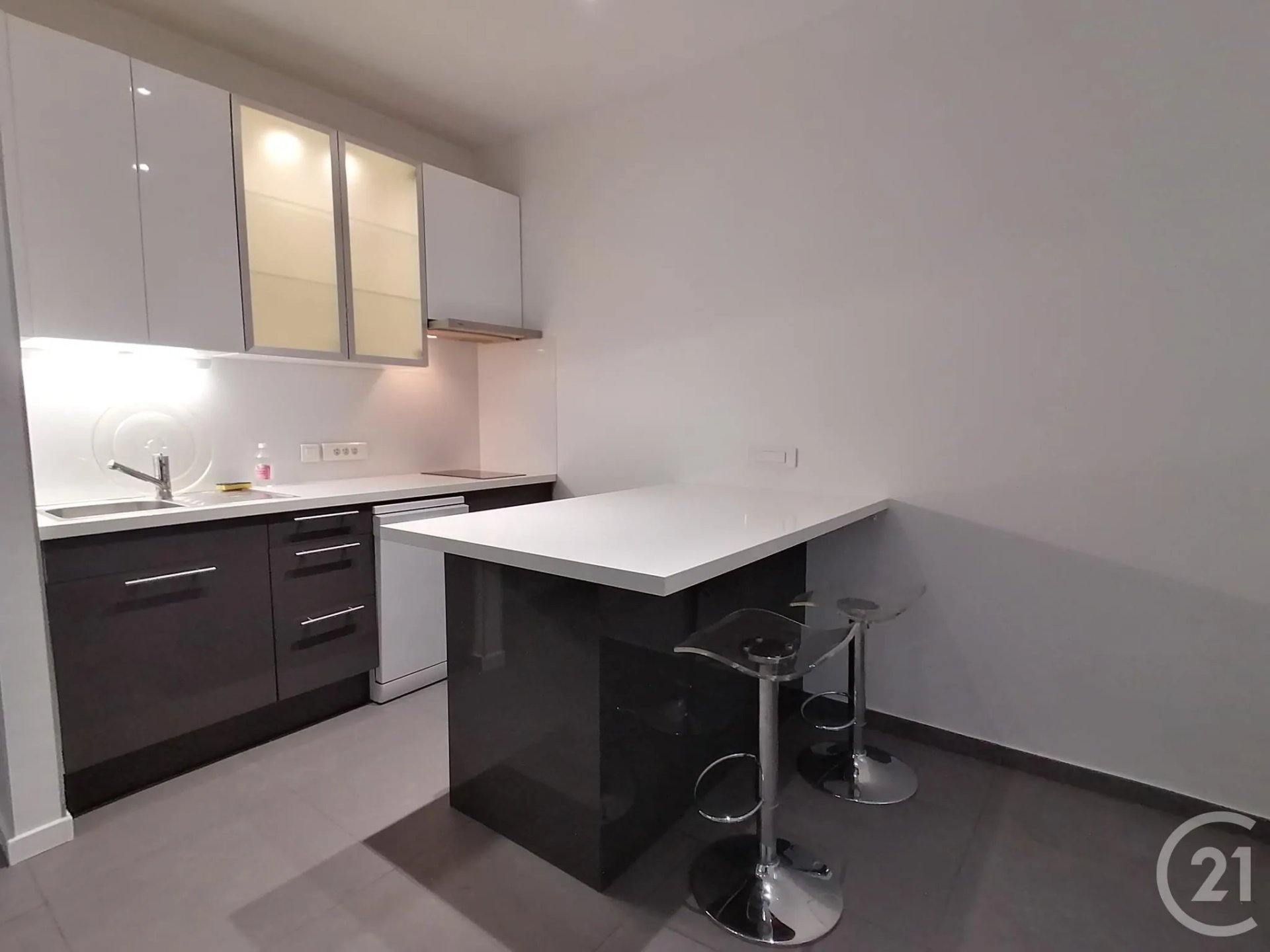 Appartement à louer, 33m², Levallois-Perret