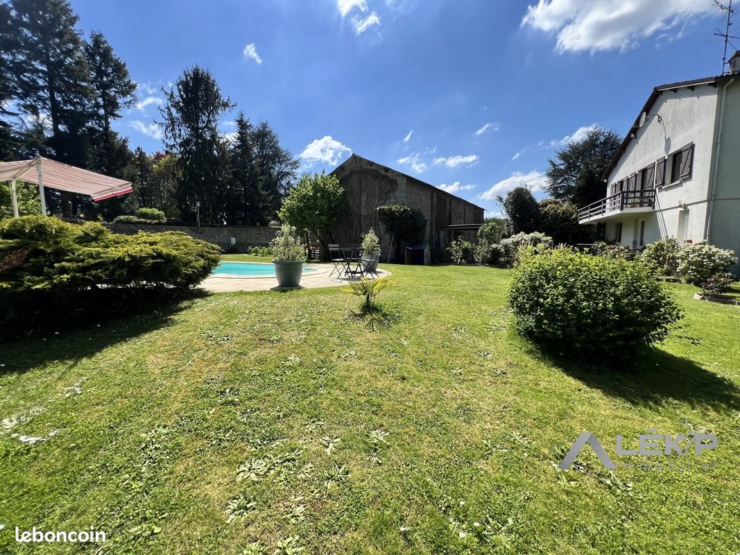 Maison à vendre, 251m², Cerizay