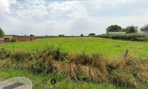 Terrain, terrain 1000 m² — Paray-le-Monial (Saône-et-Loire) · 33 700 €