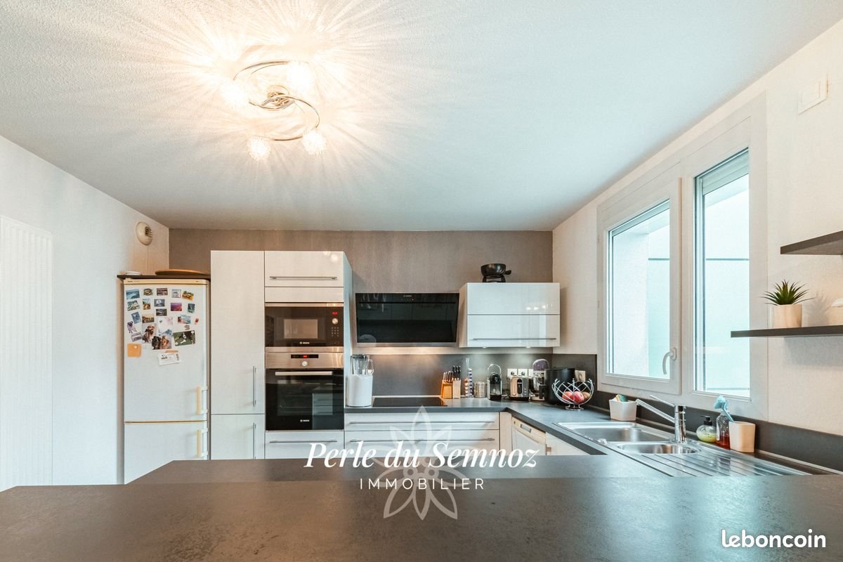 Appartement à vendre, 66m², Cran-Gevrier