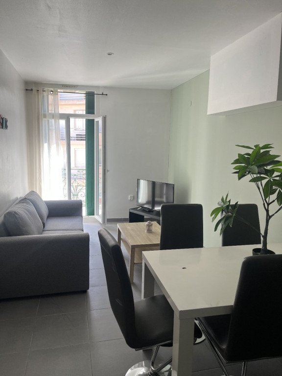 Appartement à louer, 72m², Béziers