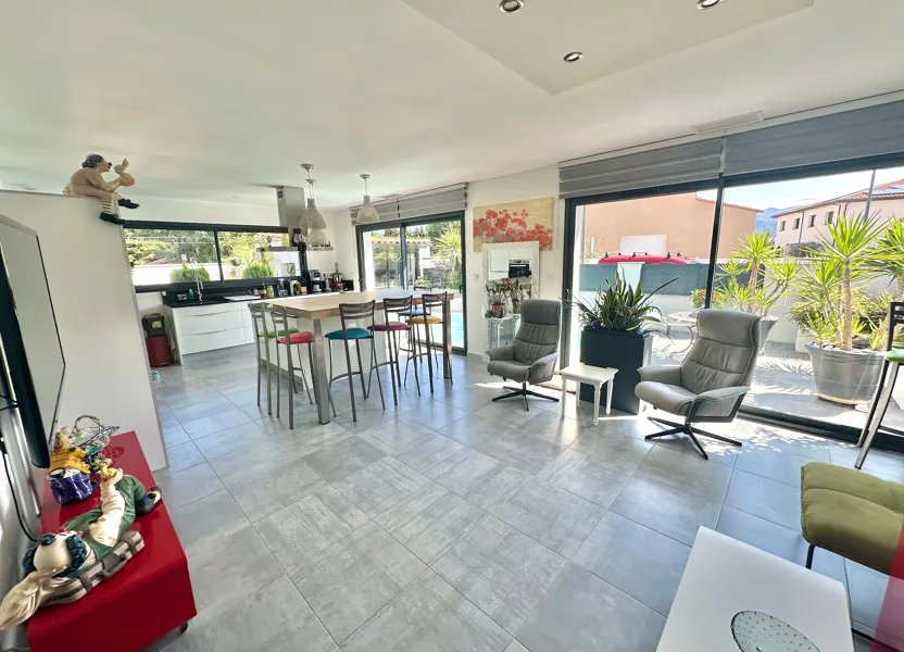 Maison à vendre, 81m², Ortaffa
