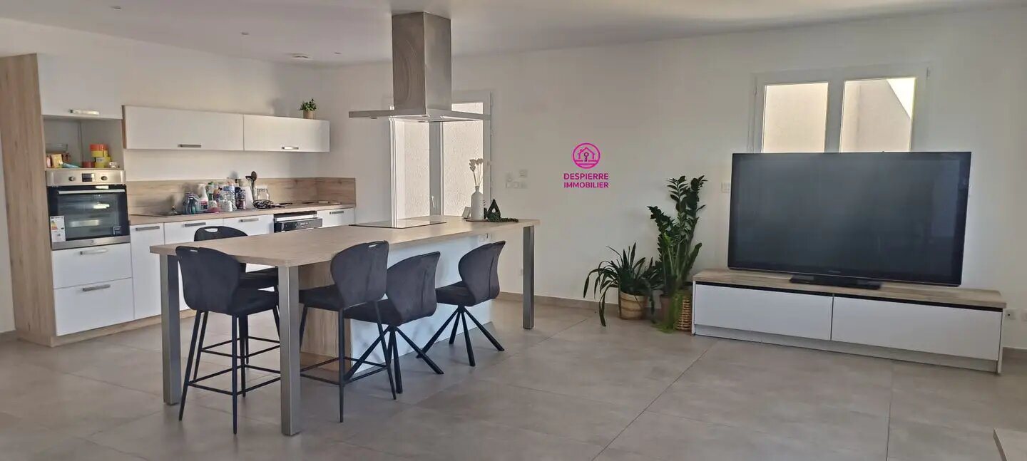 Maison à vendre, 210m², Auberives-sur-Varèze