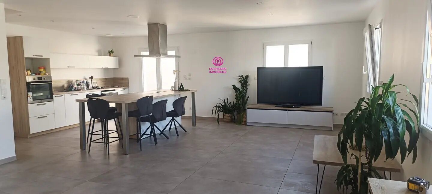 Maison à vendre, 210m², Auberives-sur-Varèze