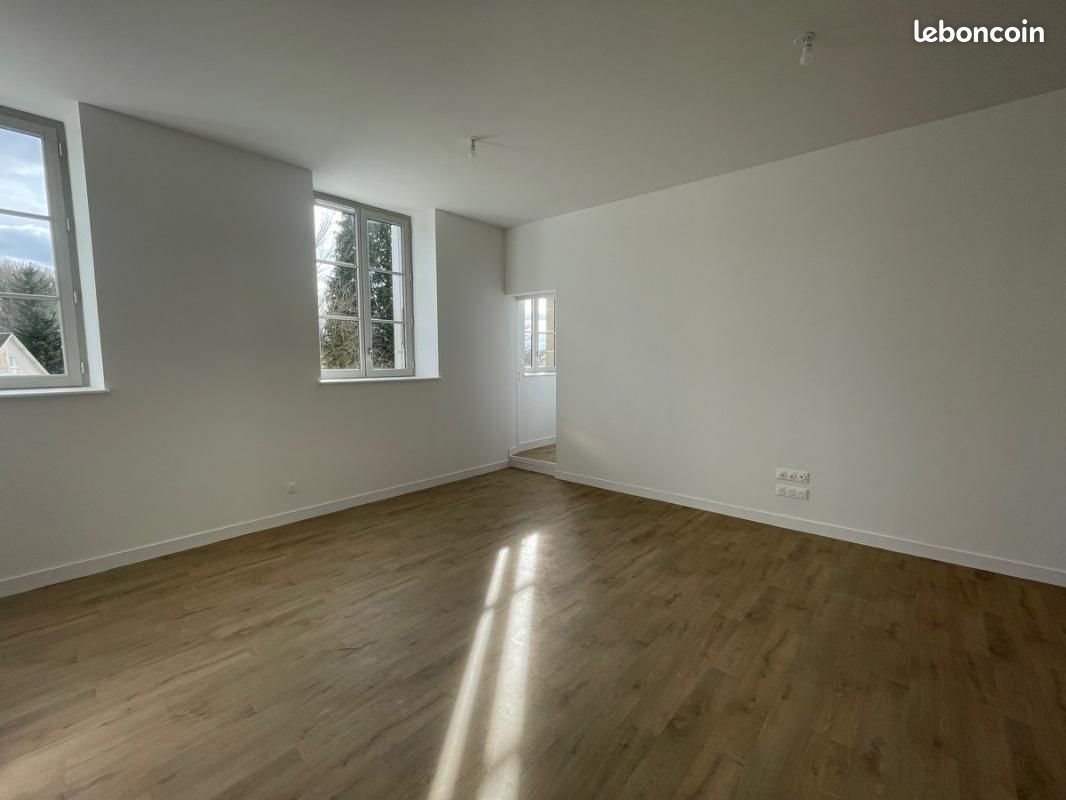 Appartement à louer, 97m², Vigeois