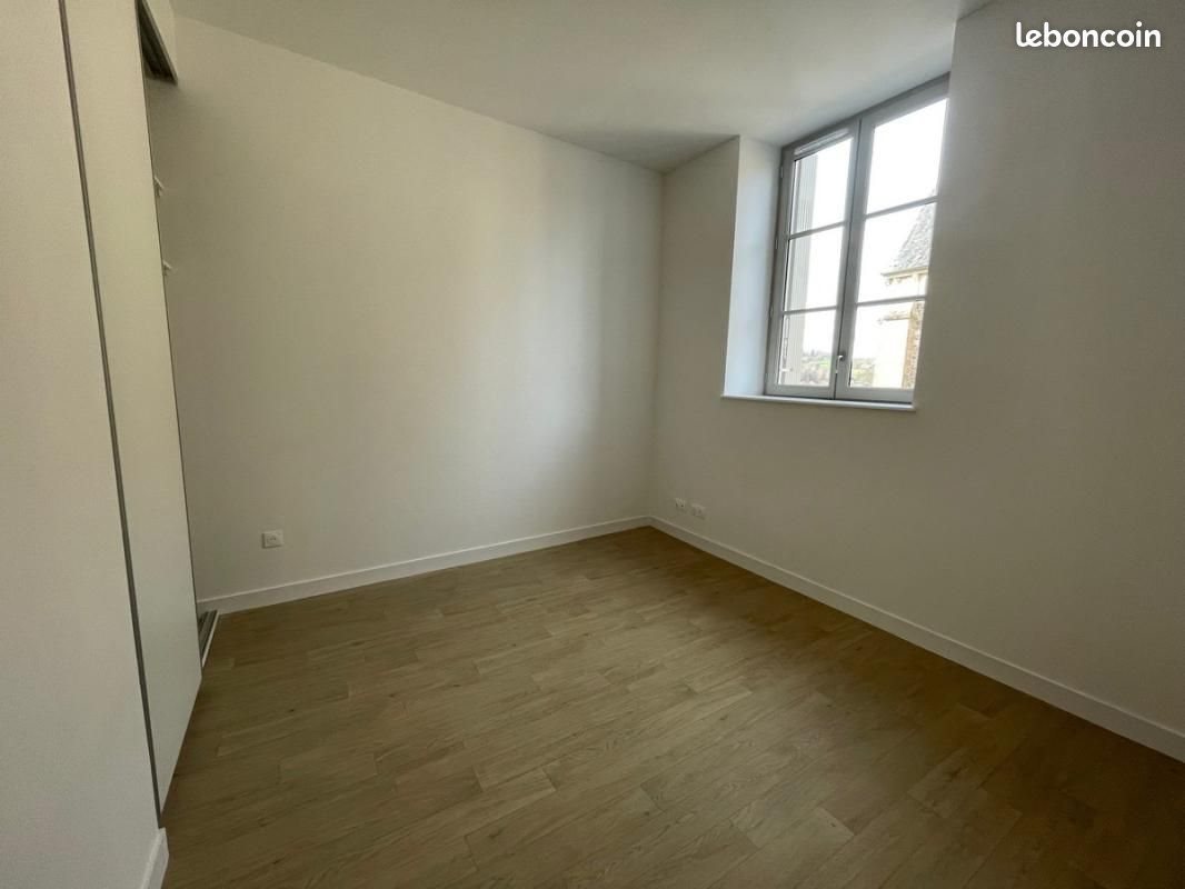 Appartement à louer, 97m², Vigeois