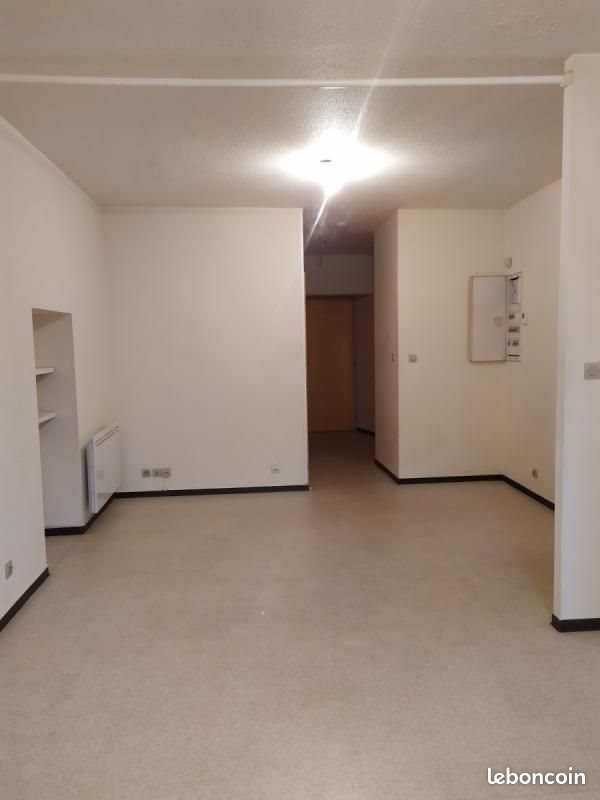 Appartement à louer, 55m², Meyrueis