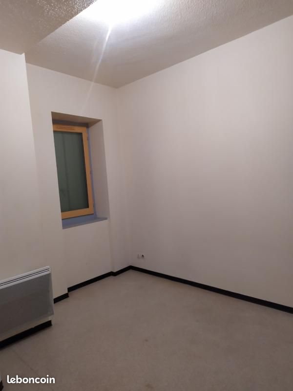 Appartement à louer, 55m², Meyrueis