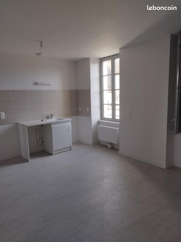 Appartement à louer, 62m², Catus