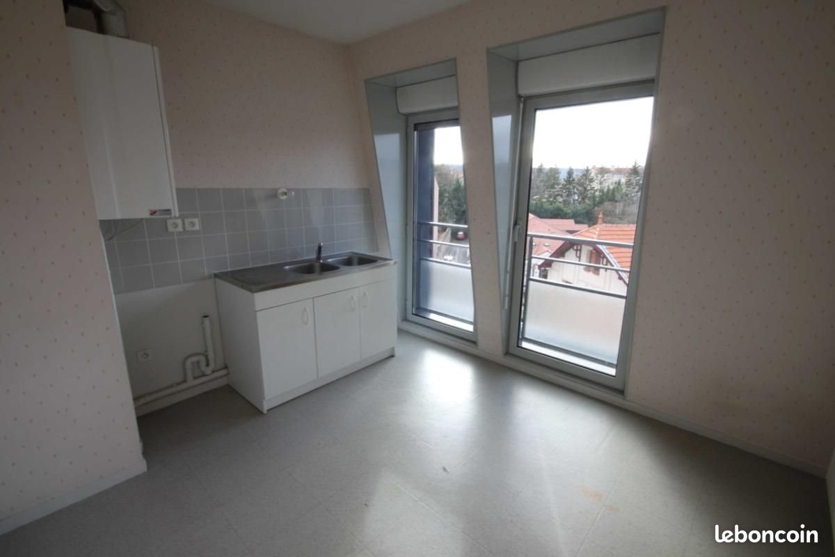 Appartement à louer, 82m², Riom
