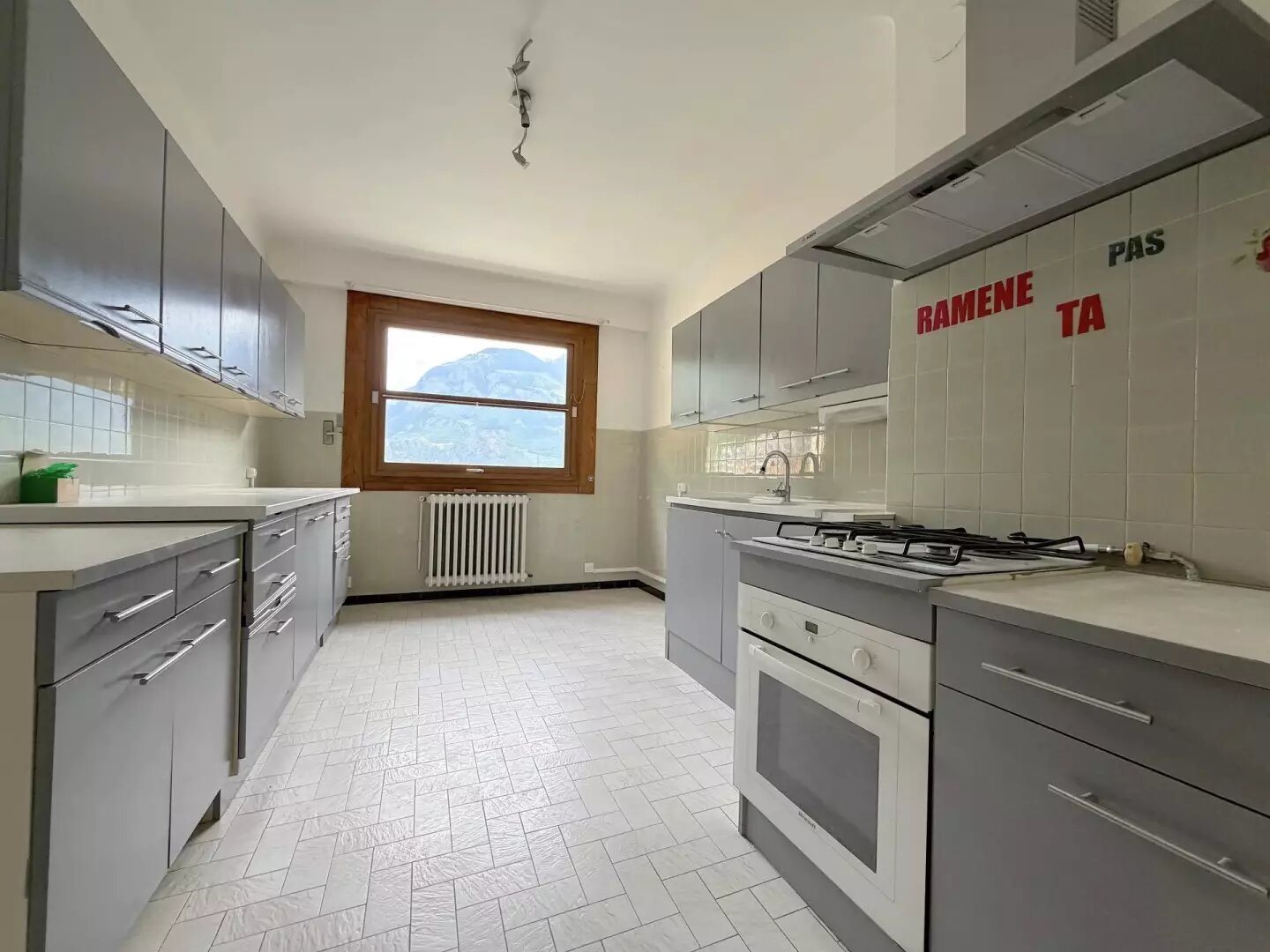 Appartement à vendre, 90m², Saint-Jean-de-Maurienne