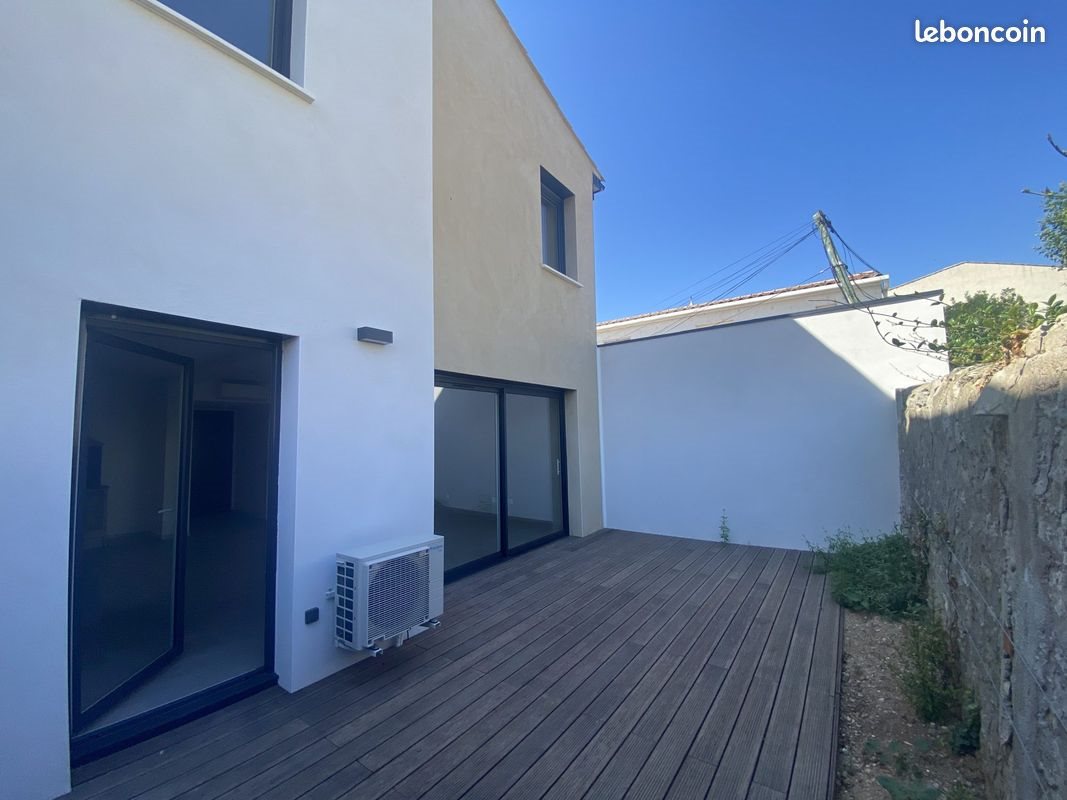 Maison à louer, 86m², Mireval