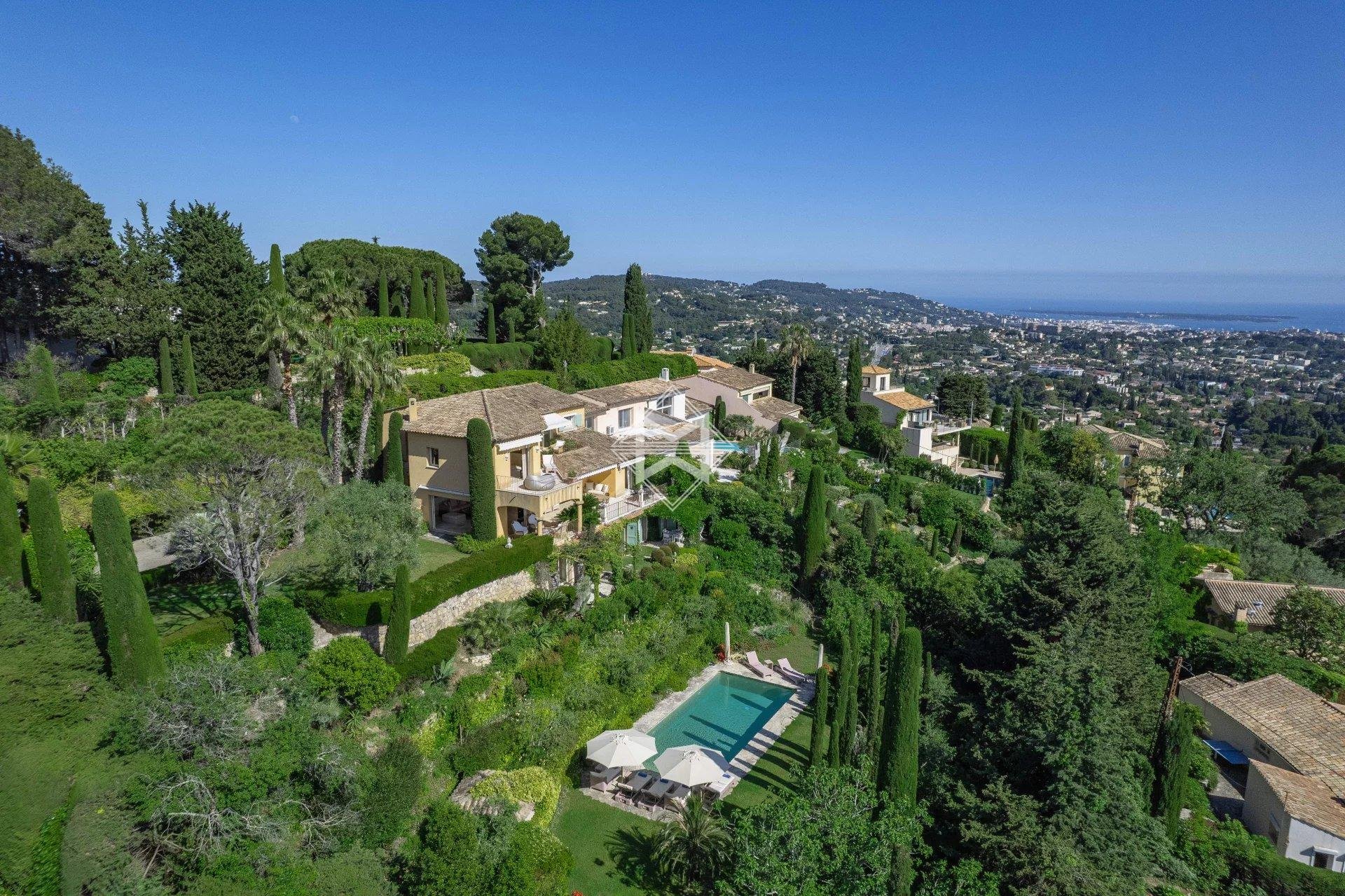 Maison à vendre, 381m², Mougins