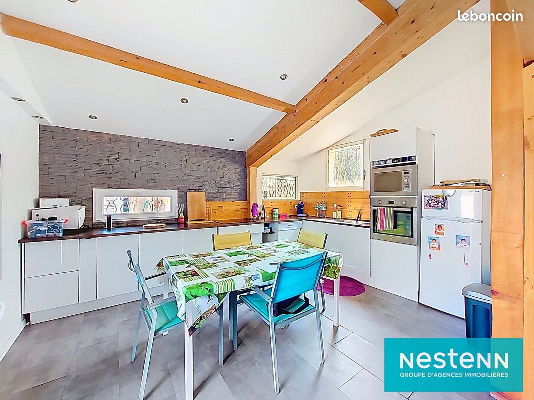 Maison à vendre, 49m², Saint-Mitre-les-Remparts