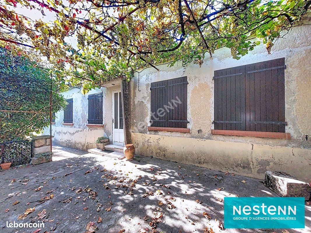Maison à vendre, 115m², Saint-Mitre-les-Remparts