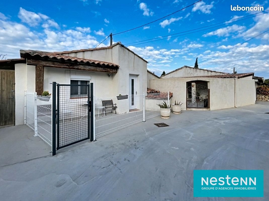 Maison à vendre, 132m², Saint-Mitre-les-Remparts