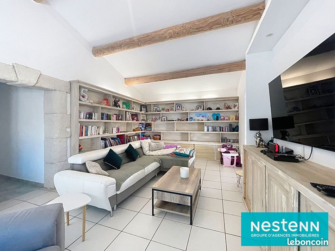 Maison à vendre, 132m², Saint-Mitre-les-Remparts