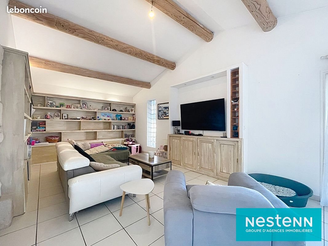 Maison à vendre, 132m², Saint-Mitre-les-Remparts