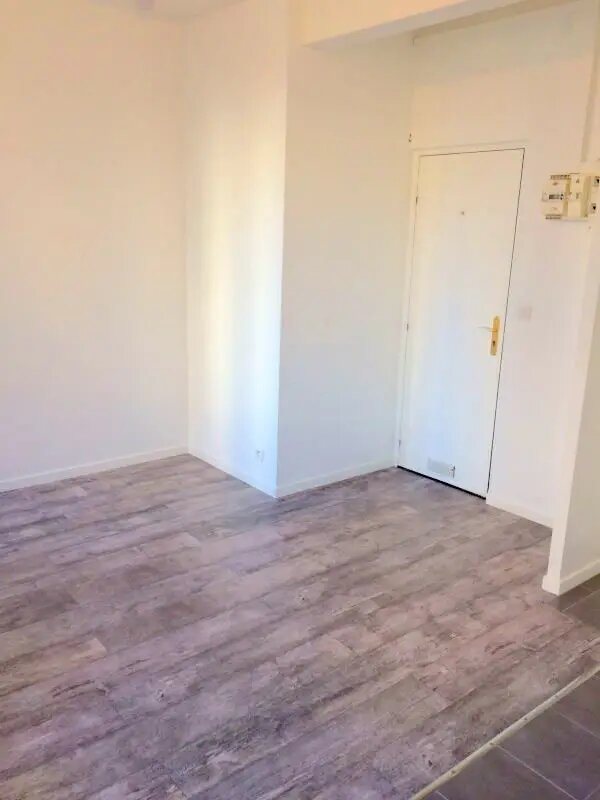 Appartement à louer, 18m², Cachan