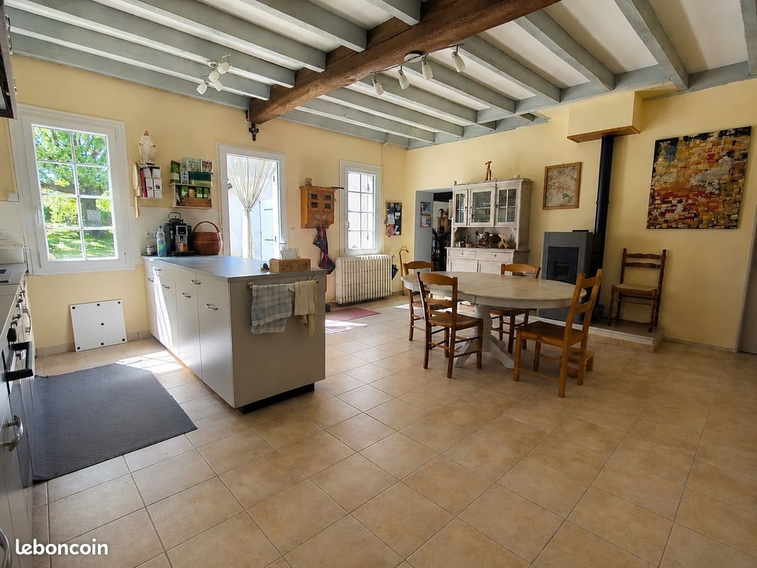 Maison à vendre, 155m², Eyraud-Crempse-Maurens