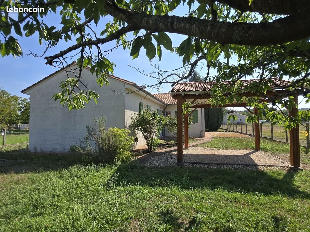 Maison à vendre, 90m², Saint-Léon-sur-l'Isle
