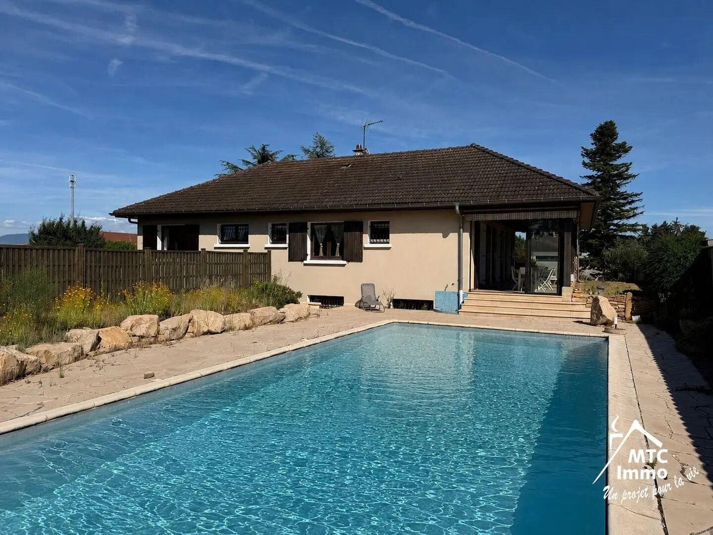 Maison à vendre, 115m², Loyettes