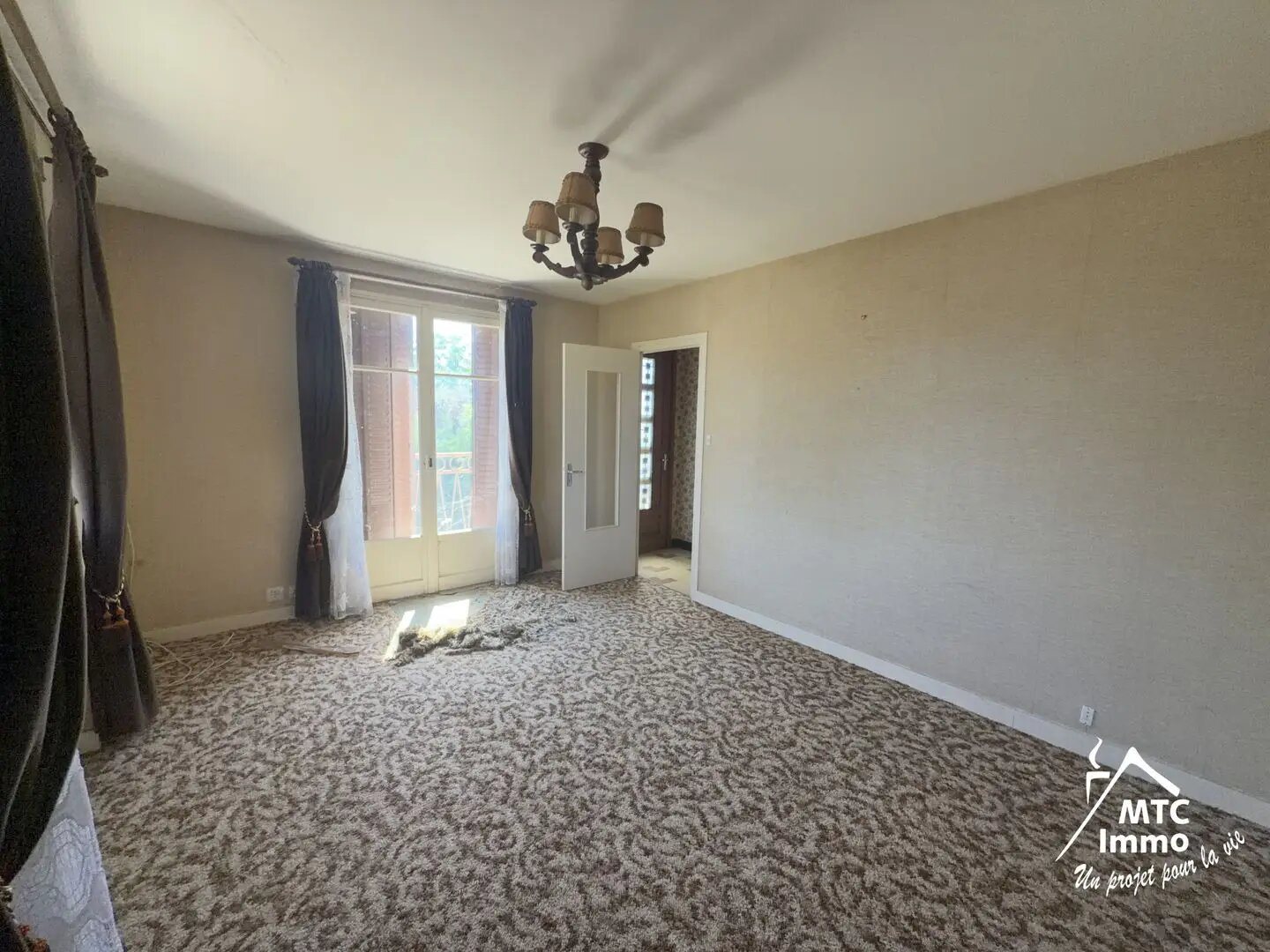 Maison à vendre, 112m², Loyettes