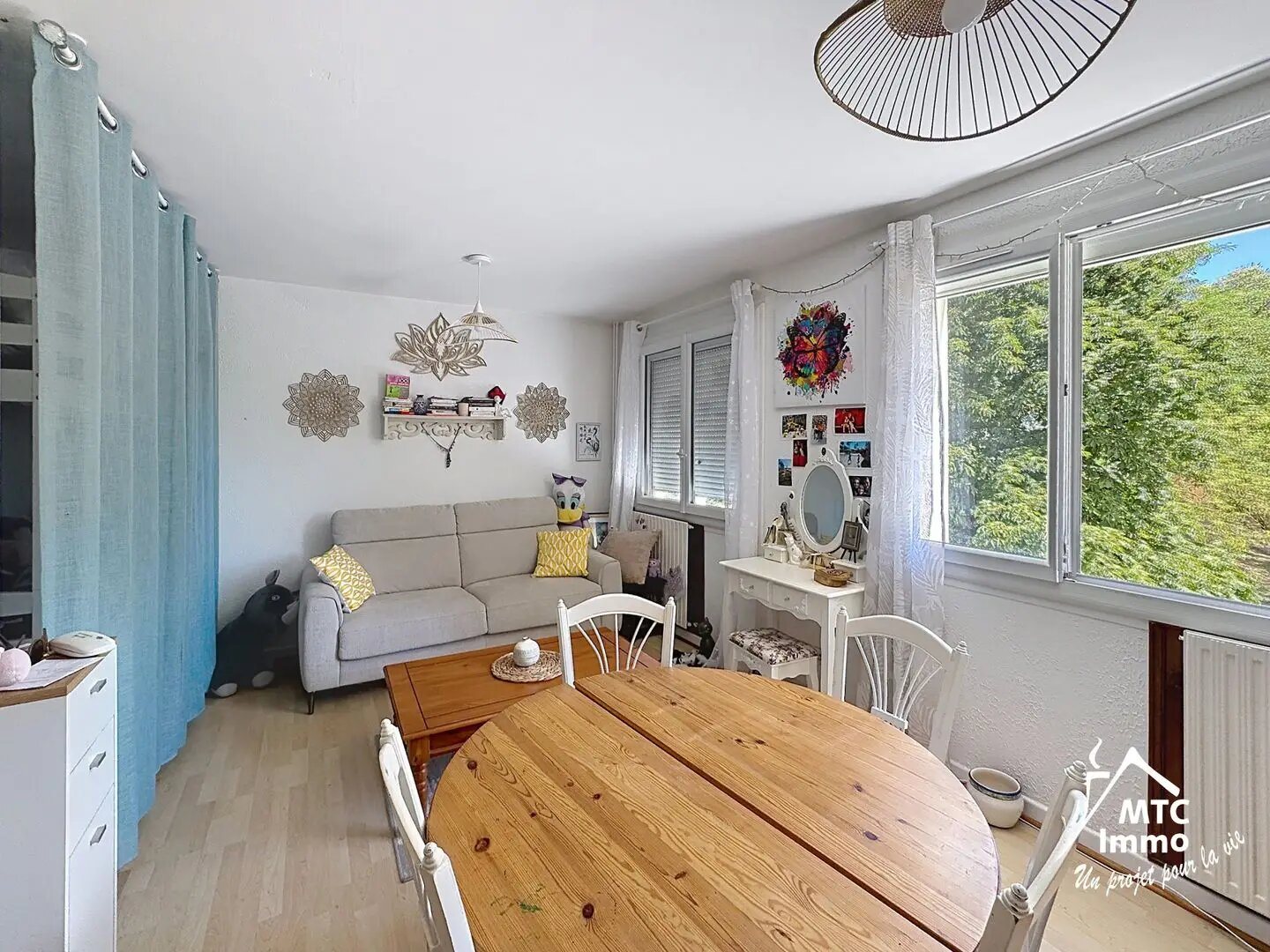 Appartement à louer, 34m², Pont-de-Chéruy