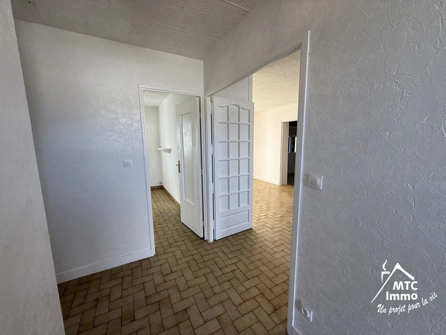 Maison à vendre, 88m², Loyettes