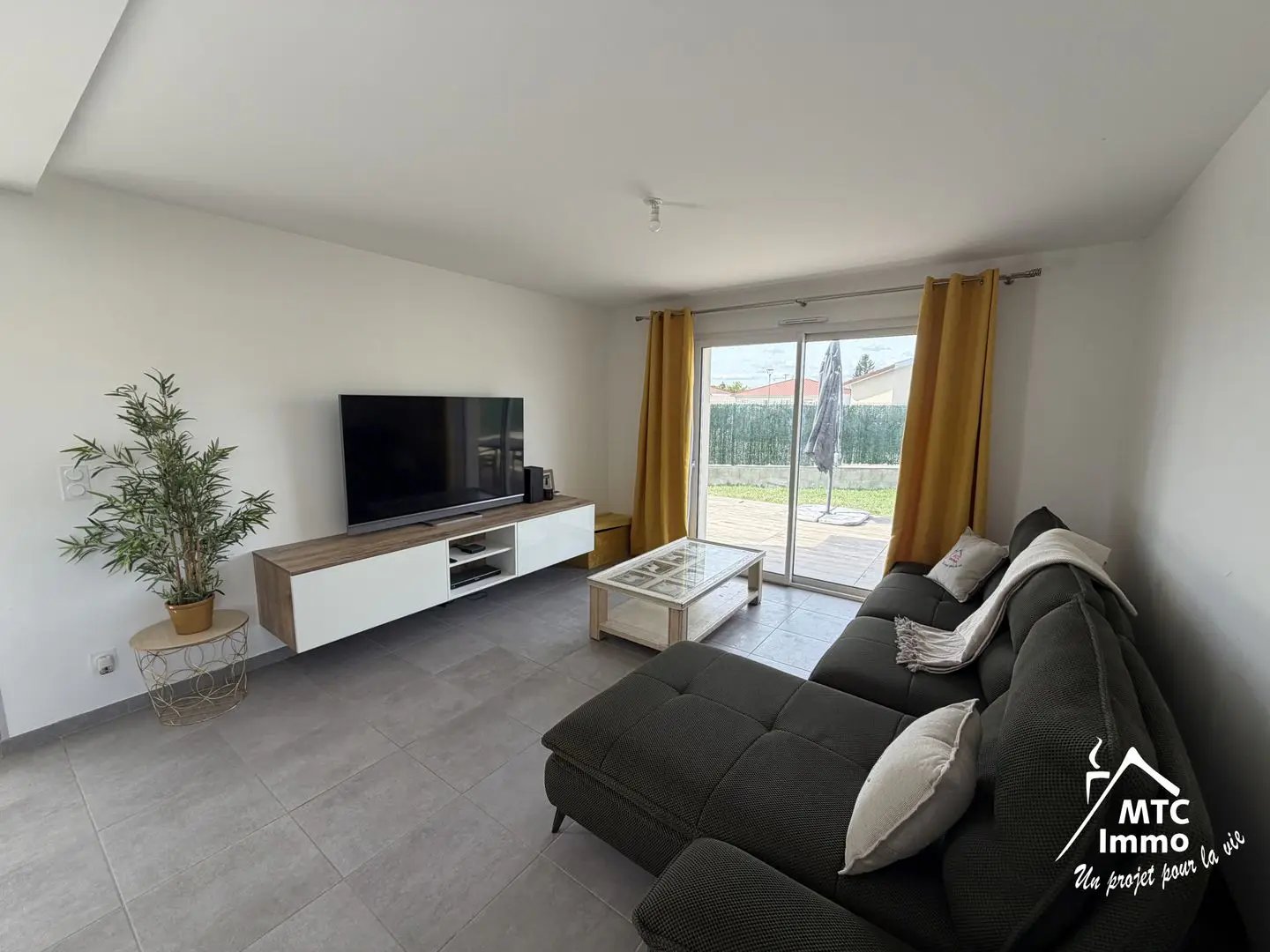 Maison à vendre, 110m², Loyettes