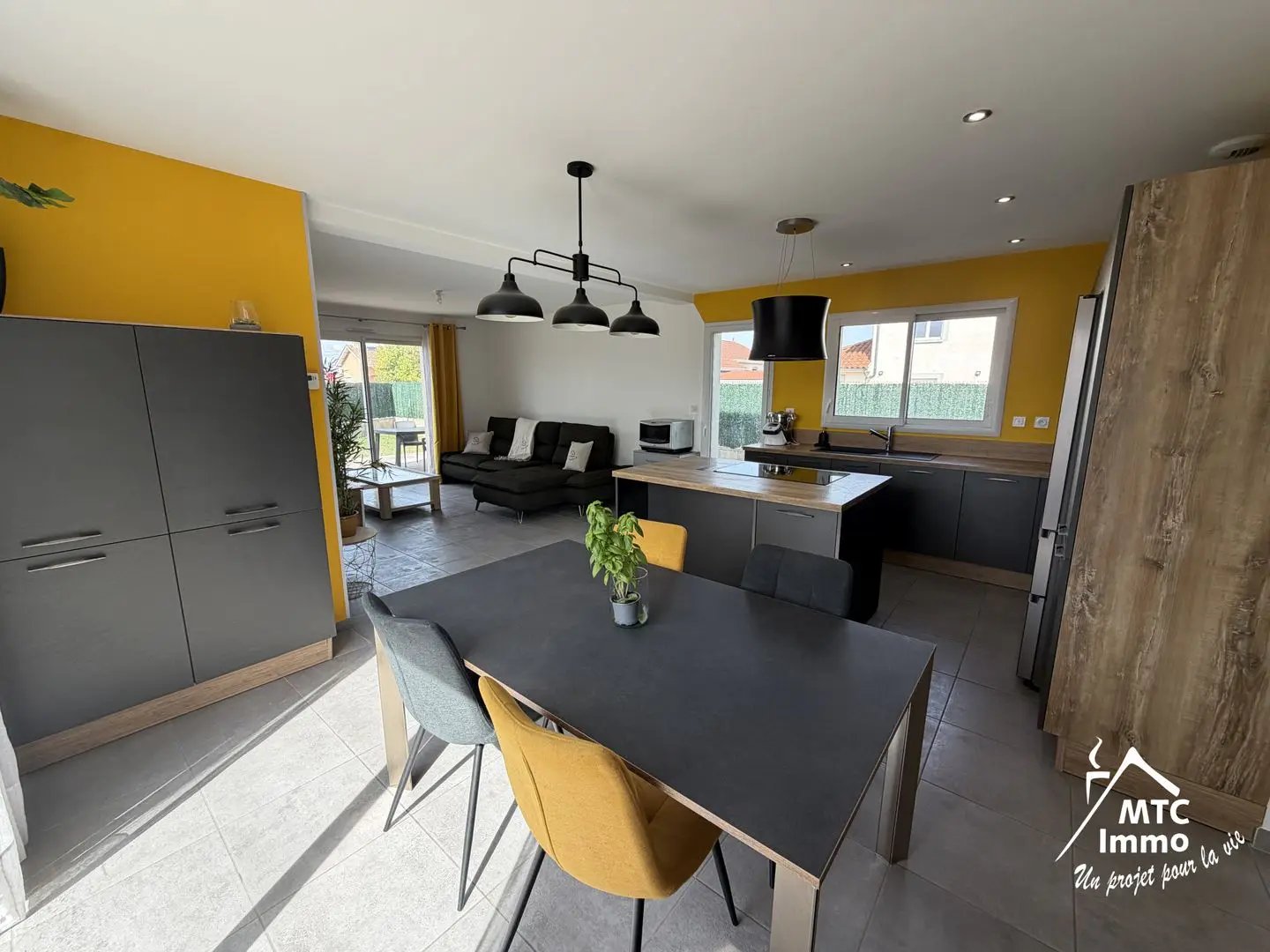 Maison à vendre, 110m², Loyettes