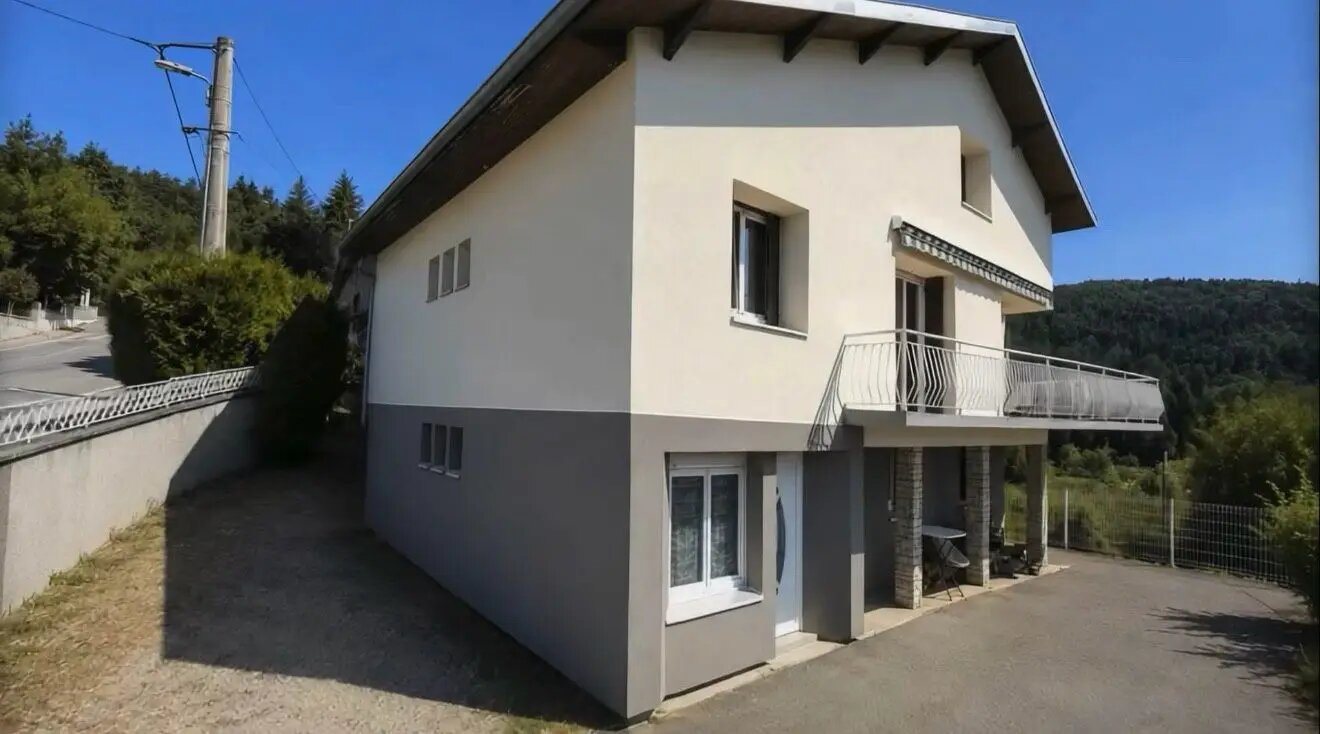 Maison à vendre, 200m², Oyonnax