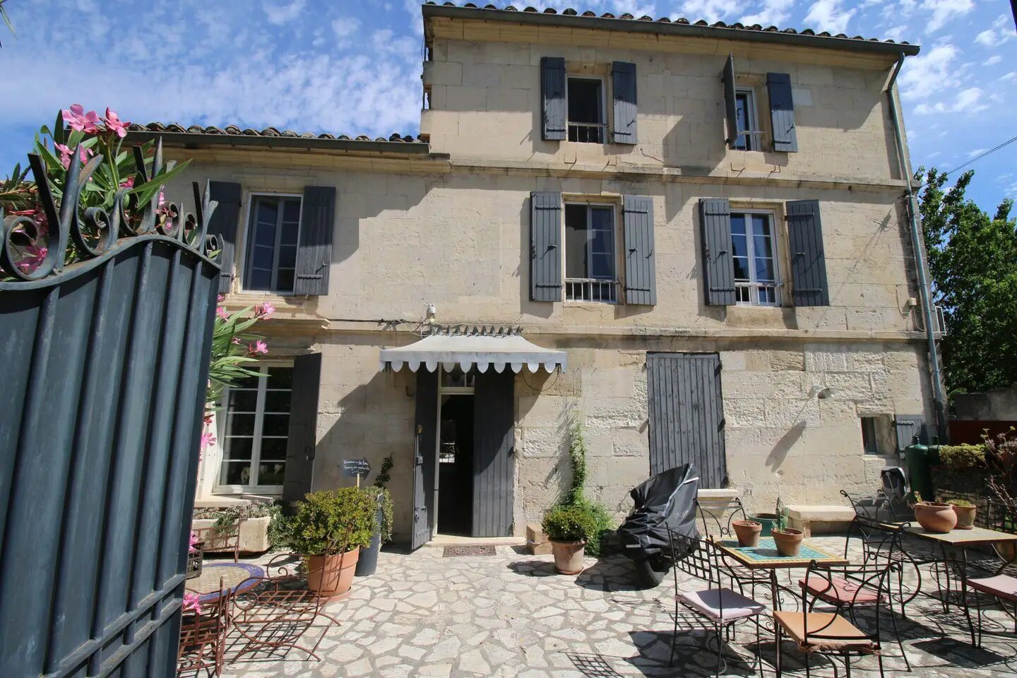Maison à vendre, 350m², Fontvieille