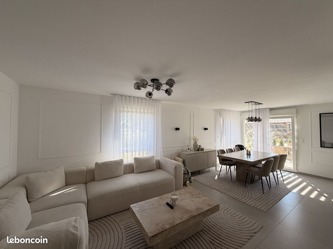 Appartement à vendre, 90m², Frasne