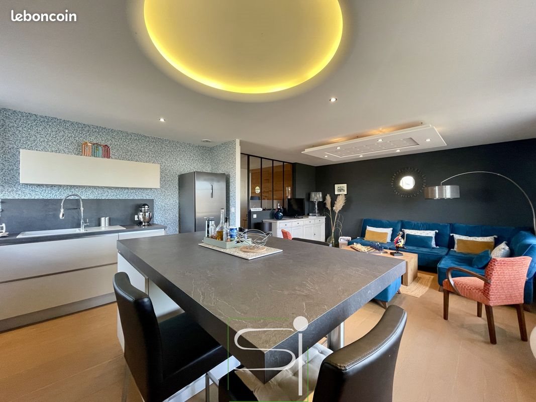 Appartement à vendre, 73m², Royan